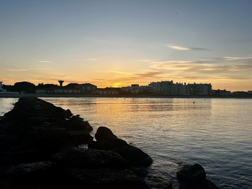 Vue du Priska depuis la jetée